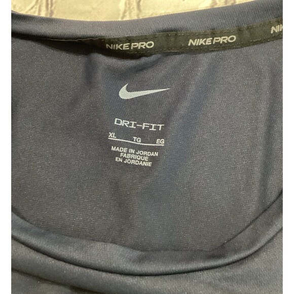 Nike T-Shirt Men’s Size XL Navy Blue Polyester Spanex Blend S Sleeve Dri-Fit - Picture 3 of 7